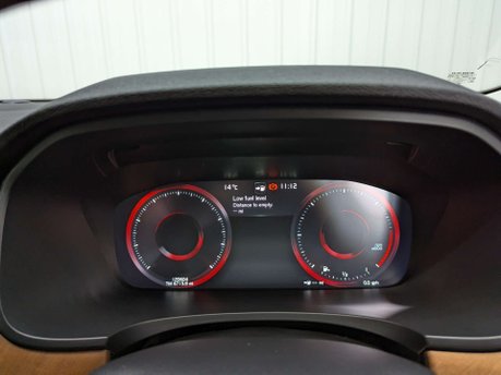 Volvo S90 2.0 S90 Inscription D5 PowerPulse AWD Auto 4WD 4dr 74