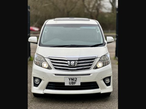 Toyota Alphard 8 SEATER+TWIN SUNROOF+RARE 3