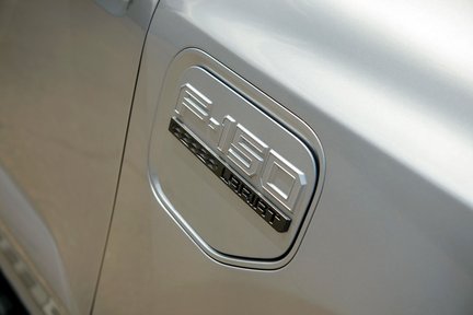 Ford Lightning Lariat Electric 11