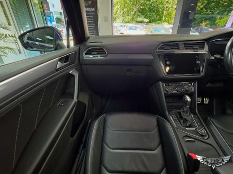Volkswagen Tiguan 2.0 TSI R-Line DSG 4Motion Euro 6 (s/s) 5dr 56