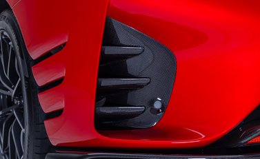 Ferrari 812 Competizione 41