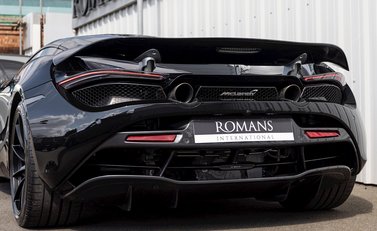 McLaren 720S Peformance 24