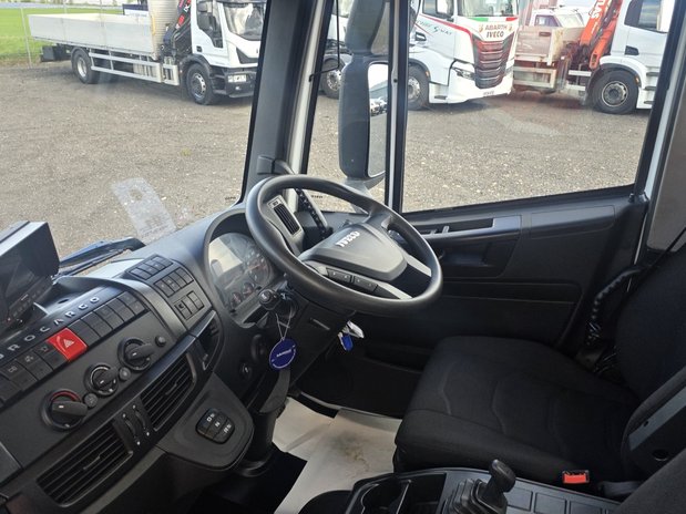 Iveco Eurocargo Eurocargo 180E28K Tipper Automatic 17
