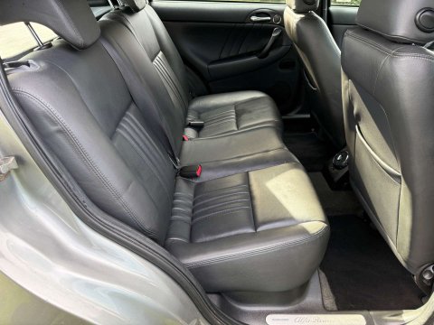 Alfa Romeo 147 1.6 147 Collezione TS 5dr 14