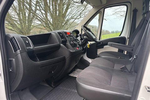 Citroen Relay 35 Heavy 160 ps L3 Dropside with Tail Lift - Air Con 14