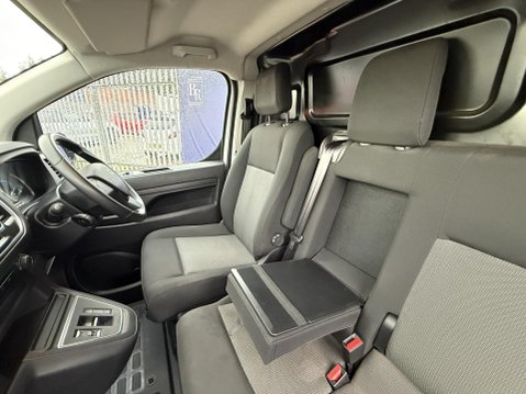 Citroen Dispatch e 1000 75 kWh Driver Edition M Panel Van 6dr Electric Auto MWB (7.4kW Charg 25