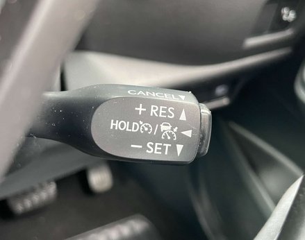 Toyota C-HR 1.8 C-HR Icon HEV CVT 5dr 47