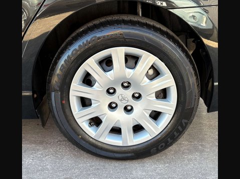 Toyota Avensis 2.0 Avensis Active D-4D 5dr 64