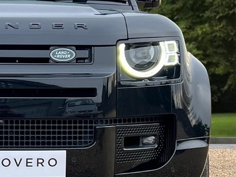 Land Rover Defender V8 17