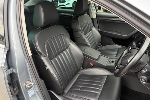 Skoda Superb SE L TDI DSG - FULL SKODA SERVICE HISTORY - 8 SERVICES 15