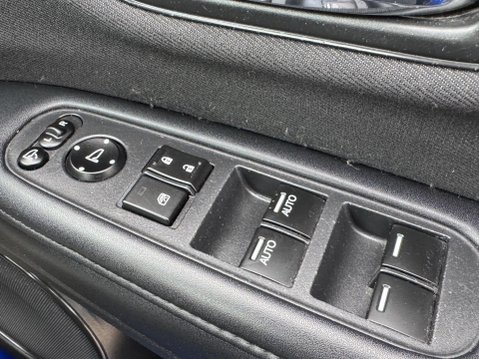 Honda HR-V 1.5 i-VTEC S Euro 6 (s/s) 5dr 27