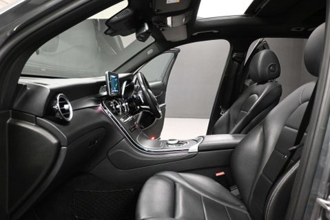 Mercedes-Benz GLC 2.0 GLC 250 AMG Line Premium 4Matic Auto 4WD 5dr 43