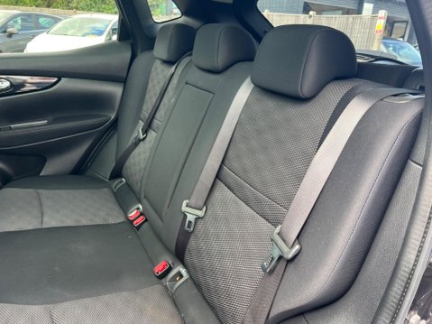 Nissan Qashqai 1.2 DIG-T Acenta Premium 2WD Euro 5 (s/s) 5dr 30