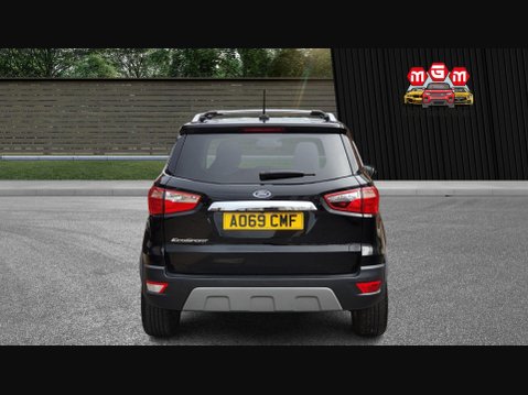 Ford Ecosport TITANIUM 8