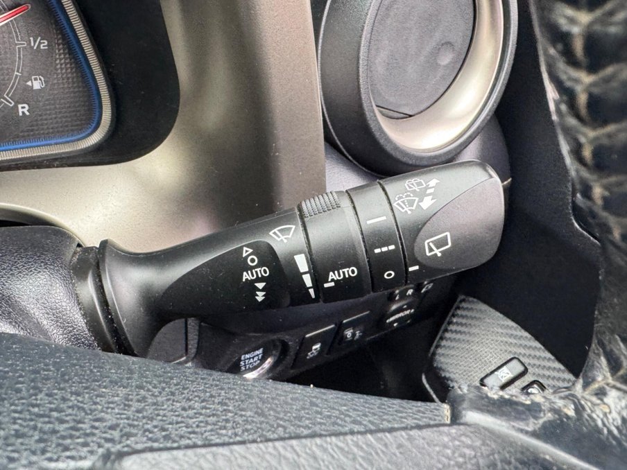 2013 Toyota Rav4 — image 25
