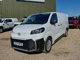 Toyota Proace MWB L2H1 [SOLD MM] Low Roof Icon Air Con Nav Sensors EURO 6 2