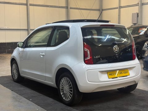 Volkswagen Up 1.0 High up! Euro 5 3dr 4