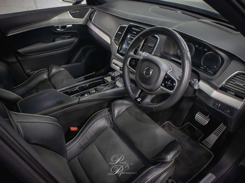 Volvo XC90 2.0 XC90 R-Design D5 PowerPulse AWD Auto 4WD 5dr 35