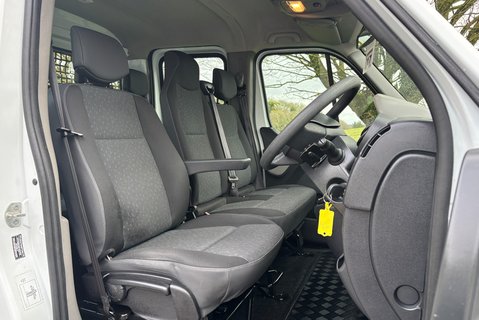 Vauxhall Movano F3500 L3 H1 Double Cab Dropside Truck with Tail Lift - Air Con 4