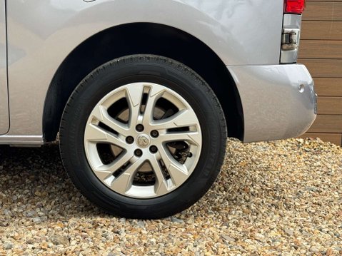 Vauxhall Vivaro 2.0 Vivaro 3100 Elite S/S 14