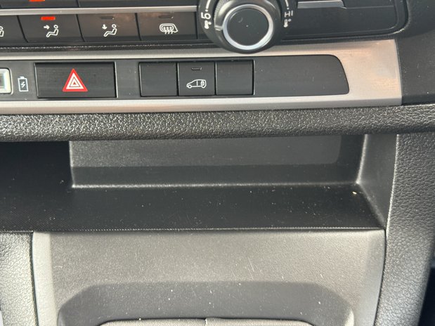 Vauxhall Vivaro LWB L2H1 [SOLD CM] Low Roof Prime 3100 Cruise Sensors EURO 6 35