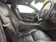 Jaguar XE 2.0 XE R-Sport i Auto 4dr 28