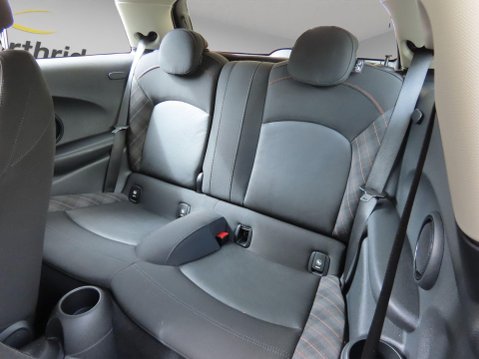 Mini Hatch 1.5 Cooper Seven Auto Euro 6 (s/s) 3dr 14