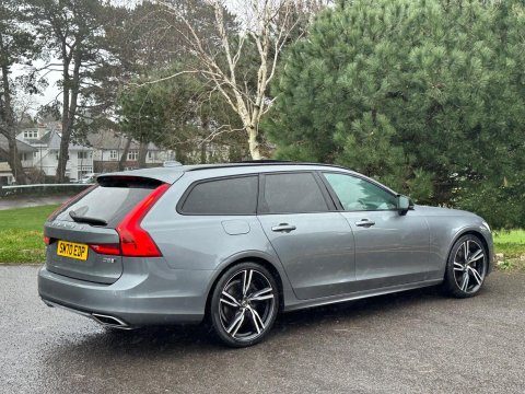 Volvo V90 2.0 D5 R-Design Plus Auto AWD Euro 6 (s/s) 5dr 34