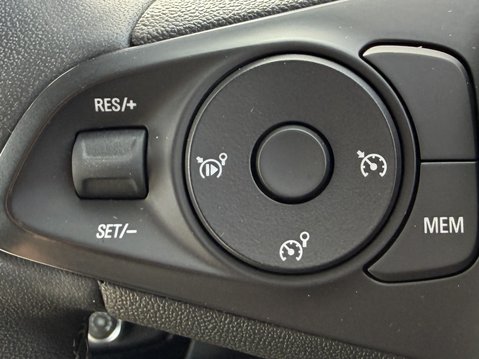 Vauxhall Corsa 1.2 Design 5dr 28