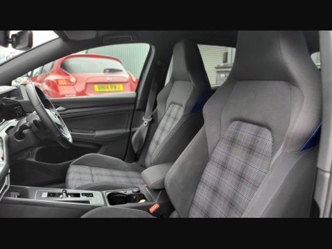 Volkswagen Golf GTE DSG 34