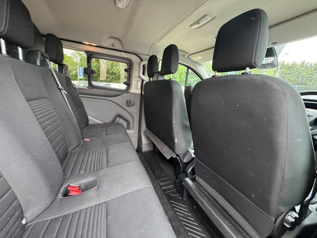 Ford Transit Custom Crew Cab AUTO SWB L1H1 Low Roof Limited 320 Air Con Alloys Nav Euro 6 17