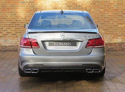 Mercedes-Benz E Class AMG 12