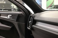 Volvo XC40 1.5 XC40 R-Design Pro T5 Recharge Auto 5dr 33