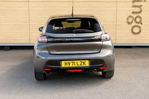 Peugeot 208 PURETECH GT S/S 6