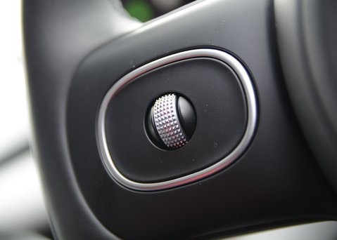 MG IM6 100kWh LAUNCH EDITION AWD 31