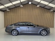 Jaguar XJ 3.0 XJ Portfolio V6 D Auto 4dr 19