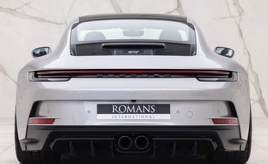 Porsche 911 (992) GT3 Touring 5