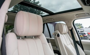Land Rover Range Rover 4.4 SDV8 Autobiography 17