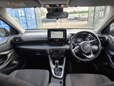 Toyota Yaris 1.5 VVT-h Design Hatchback 5dr Petrol Hybrid E-CVT Euro 6 (s/s) (116 ps) 14