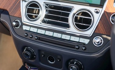 Rolls-Royce Dawn 21
