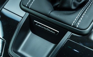 Porsche 911 GT3 TOURING (992.2) 29