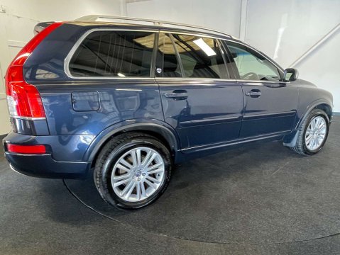Volvo XC90 2.4 XC90 Executive D5 AWD Auto 4WD 5dr 5