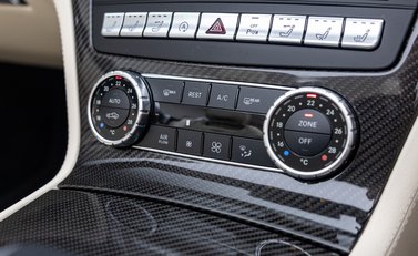 Mercedes-Benz SL Class SL63 AMG 30
