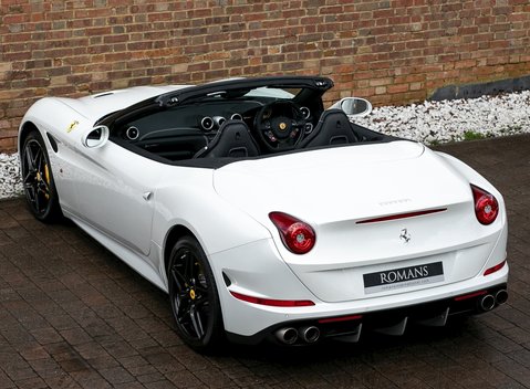 Ferrari California T 11