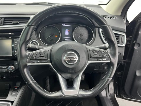 Nissan Qashqai 1.5 dCi N-Connecta Euro 6 (s/s) 5dr 10