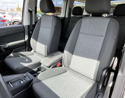 Ford Tourneo Connect 2.0 Tourneo Connect Titanium EcoBlue A 5dr 79