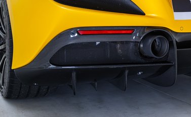 Ferrari F8 SPIDER 56