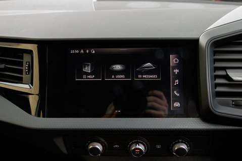 Audi A1 SPORTBACK TFSI TECHNIK 22