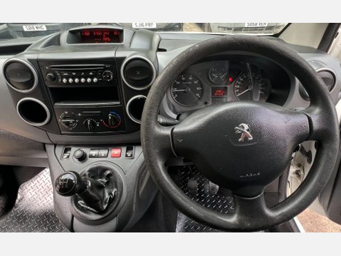 Peugeot Partner 1.6 HDi 850 S Panel Van 4dr Diesel Manual L1 (138 g/km, 90 bhp) 32
