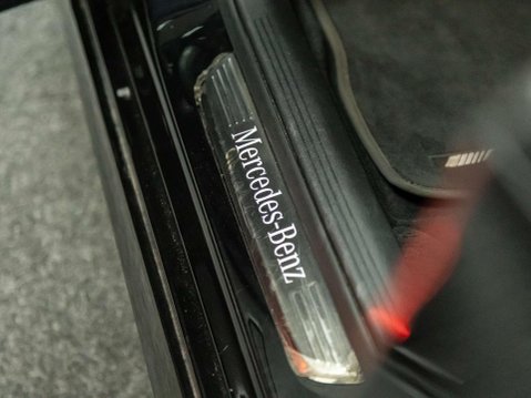 Mercedes-Benz E Class 2.0 E300de 13.5kWh AMG Line Saloon 4dr Diesel Plug-in Hybrid G-Tronic+ Euro 65